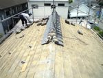 屋根修理の様子